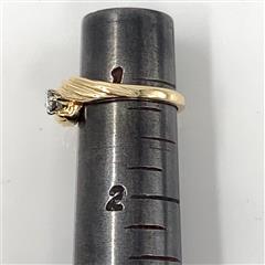 Lady's Diamond Solitaire Ring .07 CT. 14K Yellow Gold 1.8g Size:1.5